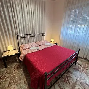 Bed & Breakfast My Way, Pisa